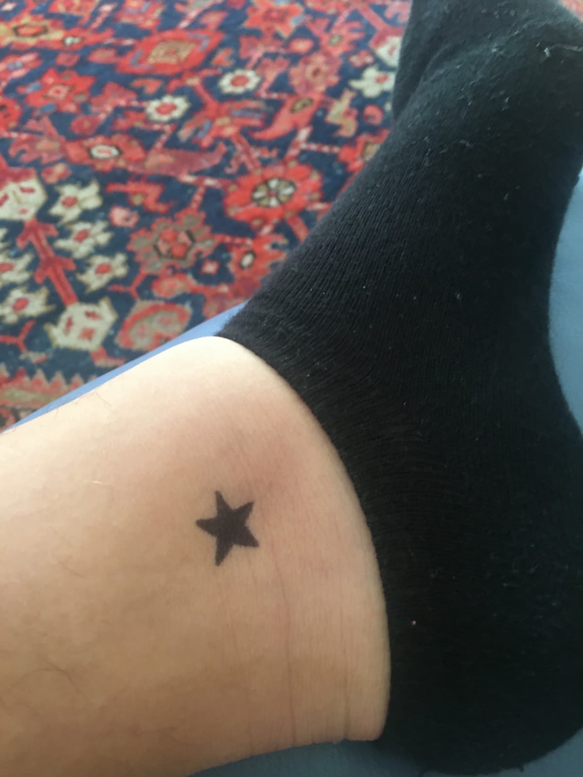 è in stile della mia prof di inglese ma quanto ci starebbe se fosse un tatuaggio