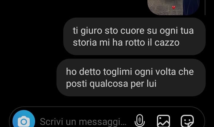 sono così tanto esaurita da sta situazione che le ho dovuto scrivere ciò: