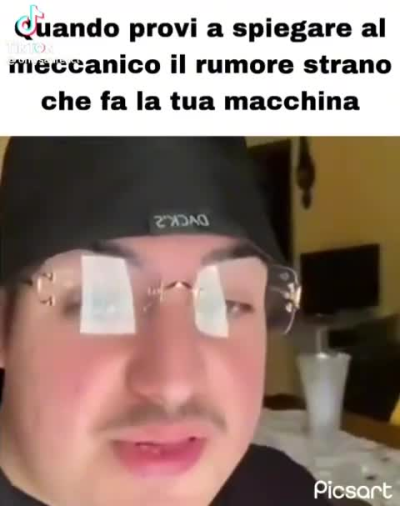 Complicato il lavoro del meccanico 