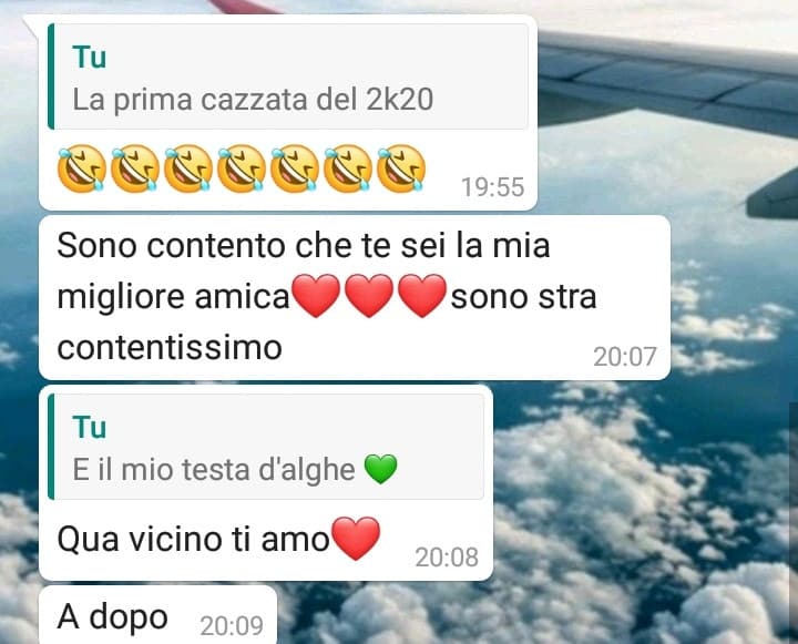 MA DECIDITI ! MI REPUTI CIME MIGLIORE AMICA O MI AMI .
c'è boh, mi sta mandando un crisi 