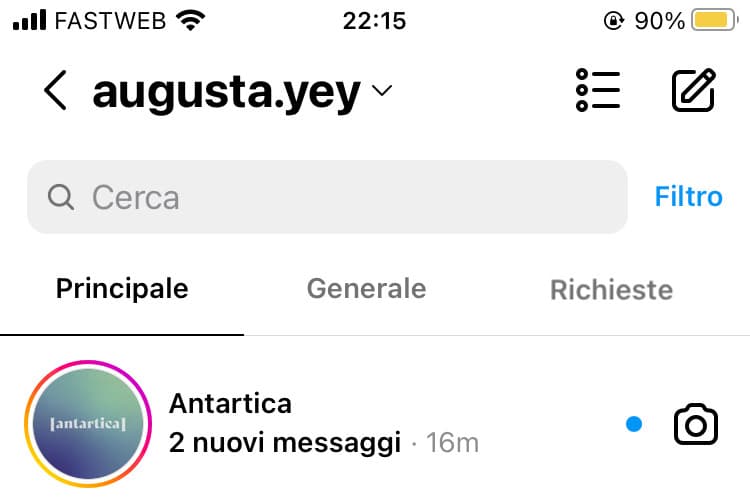 Ok ho la tachicardia. Già ho il cantante che mi segue nel mio account privato, ma ora AAAAAAA