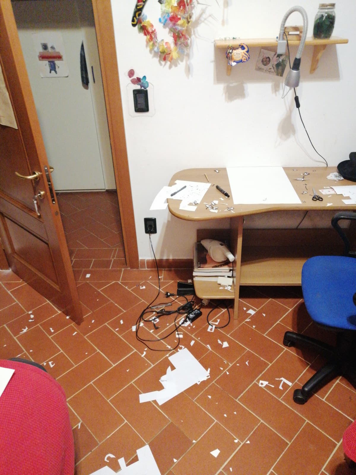 La mia postazione di stop motion dopo la mia sessione di 24h di cutout animation. Ahhhhh