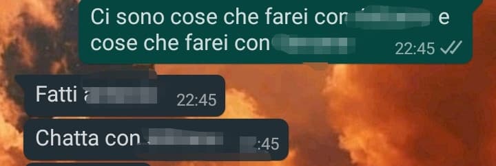 Quando sei indecisa tra due ragazzi e lei se ne esce così?