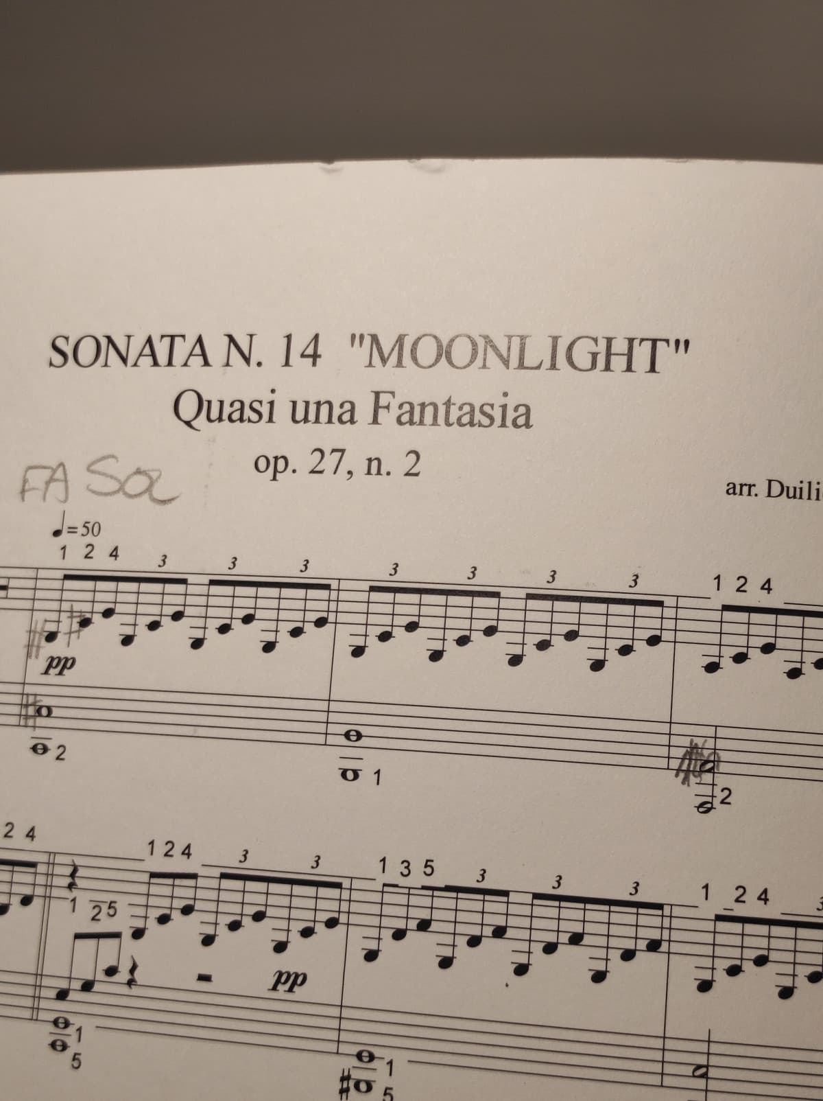 datemi un brano (possibilmente di musica classica, gli altri sono troppo stressanti e ho la febbre.) da imparare al pianoforte. possibilmente semplice però,,