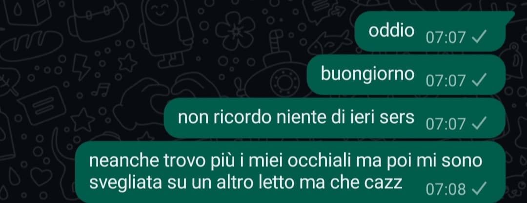 mi aveva scritto un poema tutto sdolcinato e svegliandomi impanicata ho scritto solo questo. Sei proprio affettuosa Giuliana complimenti cazzo ?