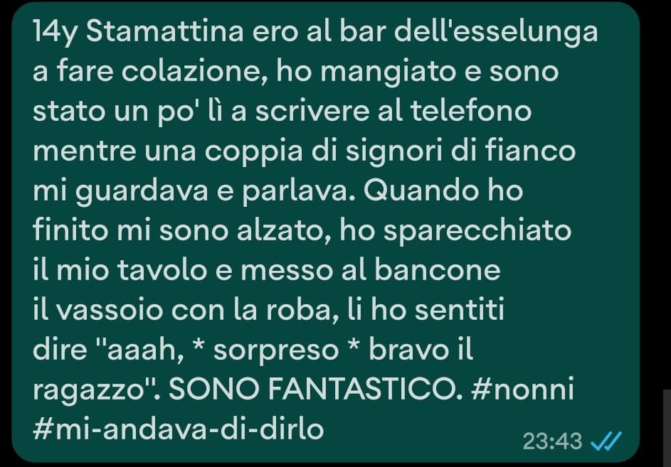 E niente signori, il poliziotto di merda non lo fa pubblicare quindi shouts #nonni #che-bel-bagai #mi-andava-di-dirlo