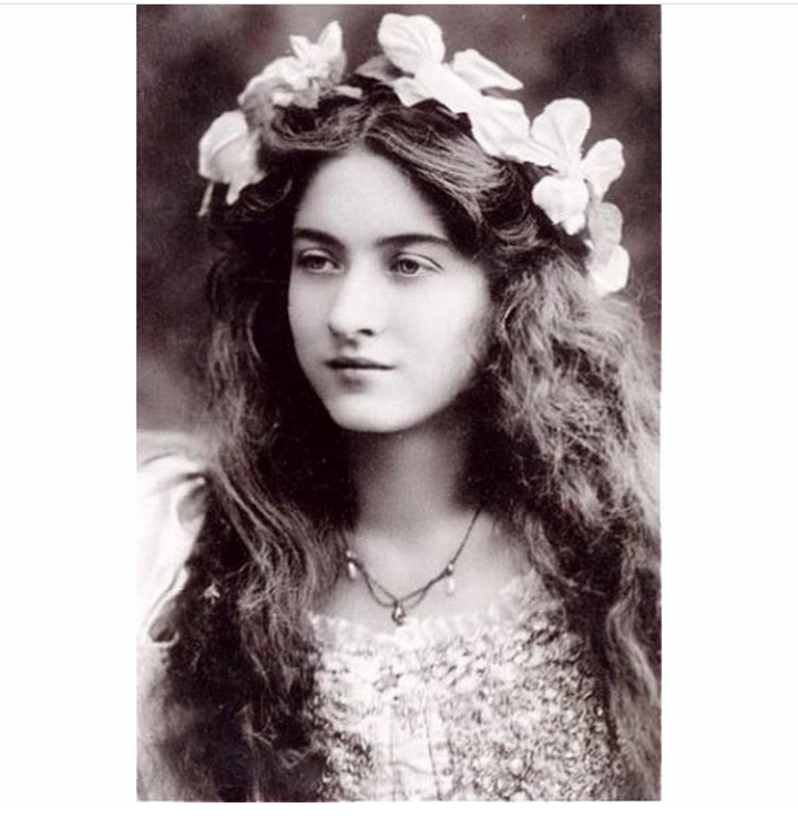 L'attrice Maude Fealy.