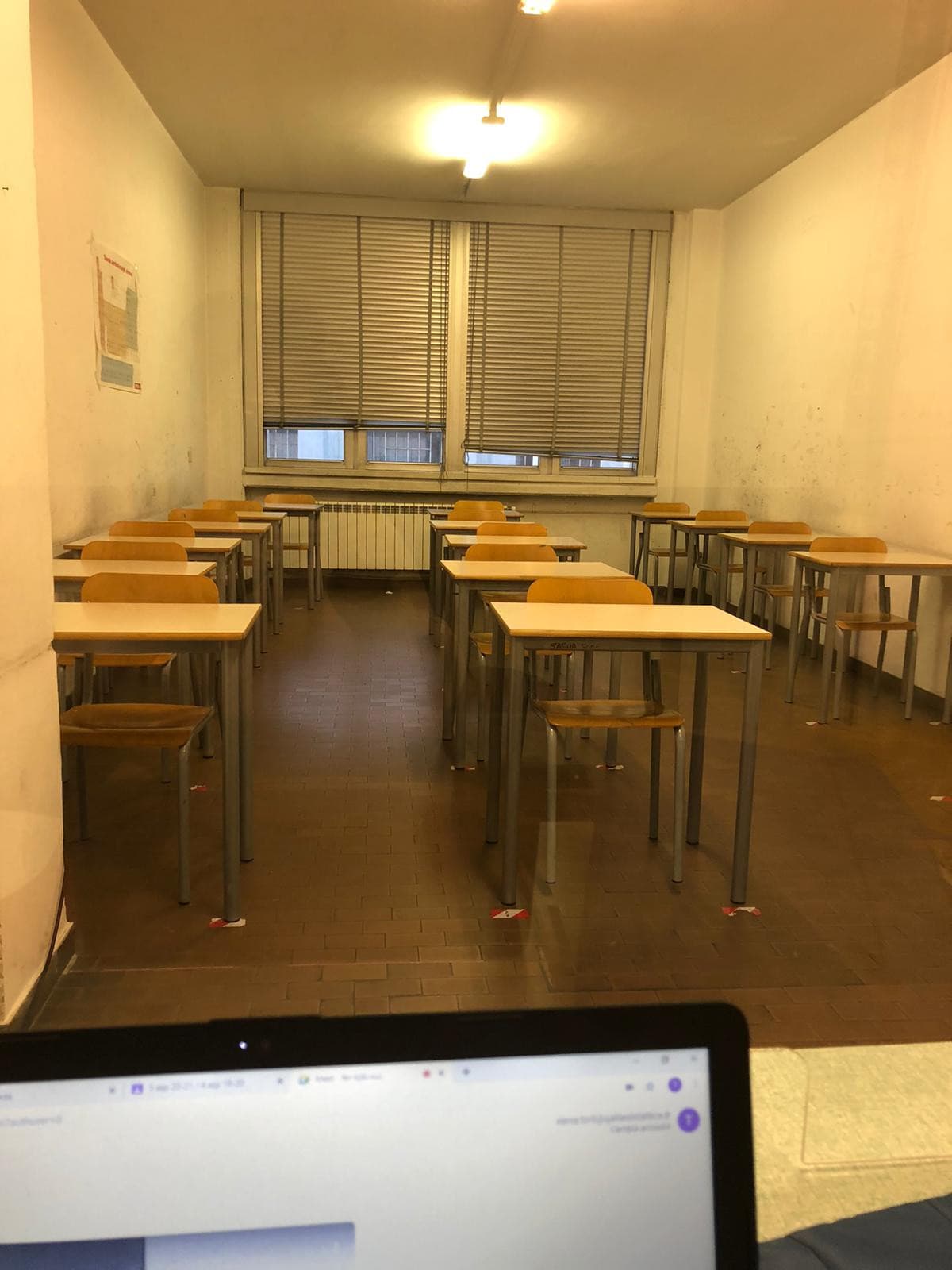 Sì questa è la mia clas-sgabuzzino