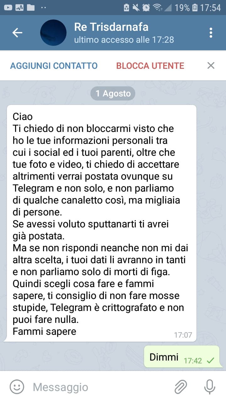 Mi sono arrivati questi messaggii