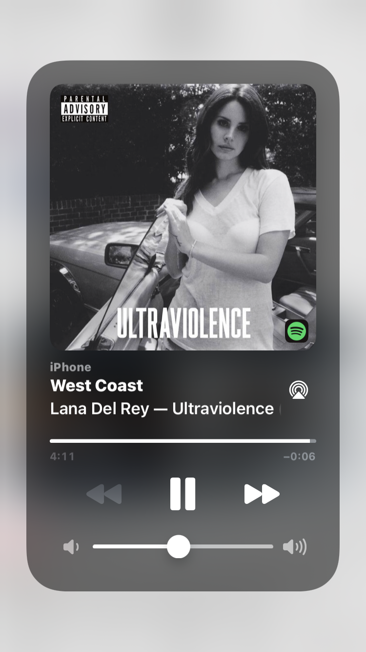 Qualche giorno fa avevo parlato con una fan di lana del rey, solo che non la trovo più. Mi potete aiutare a trovarla?