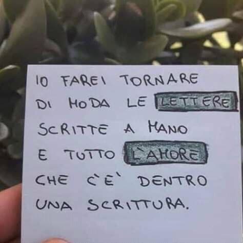 Perché scrivere a mano ha un fascino che poche altre cose hanno...