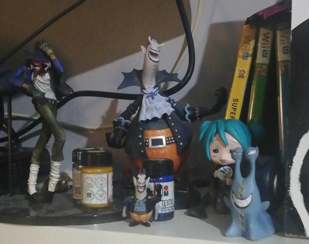 Guardate la mia nuova action figure di Miku con la sua nuova famigliola 