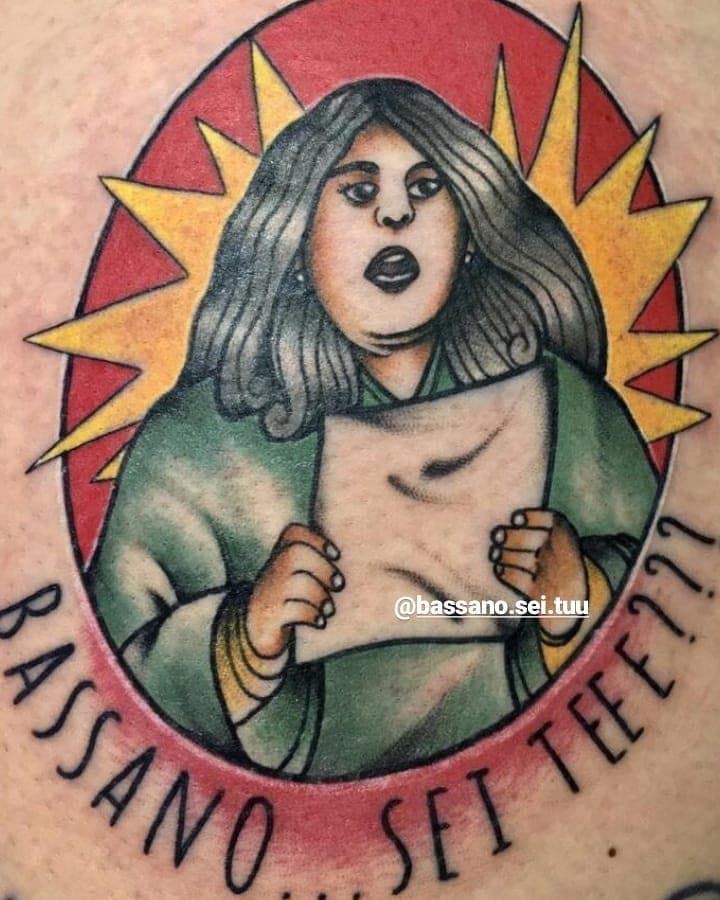 Vi rendete conto che c'è chi s'è fatto il tatuaggio a tema Bassano? Lol. 