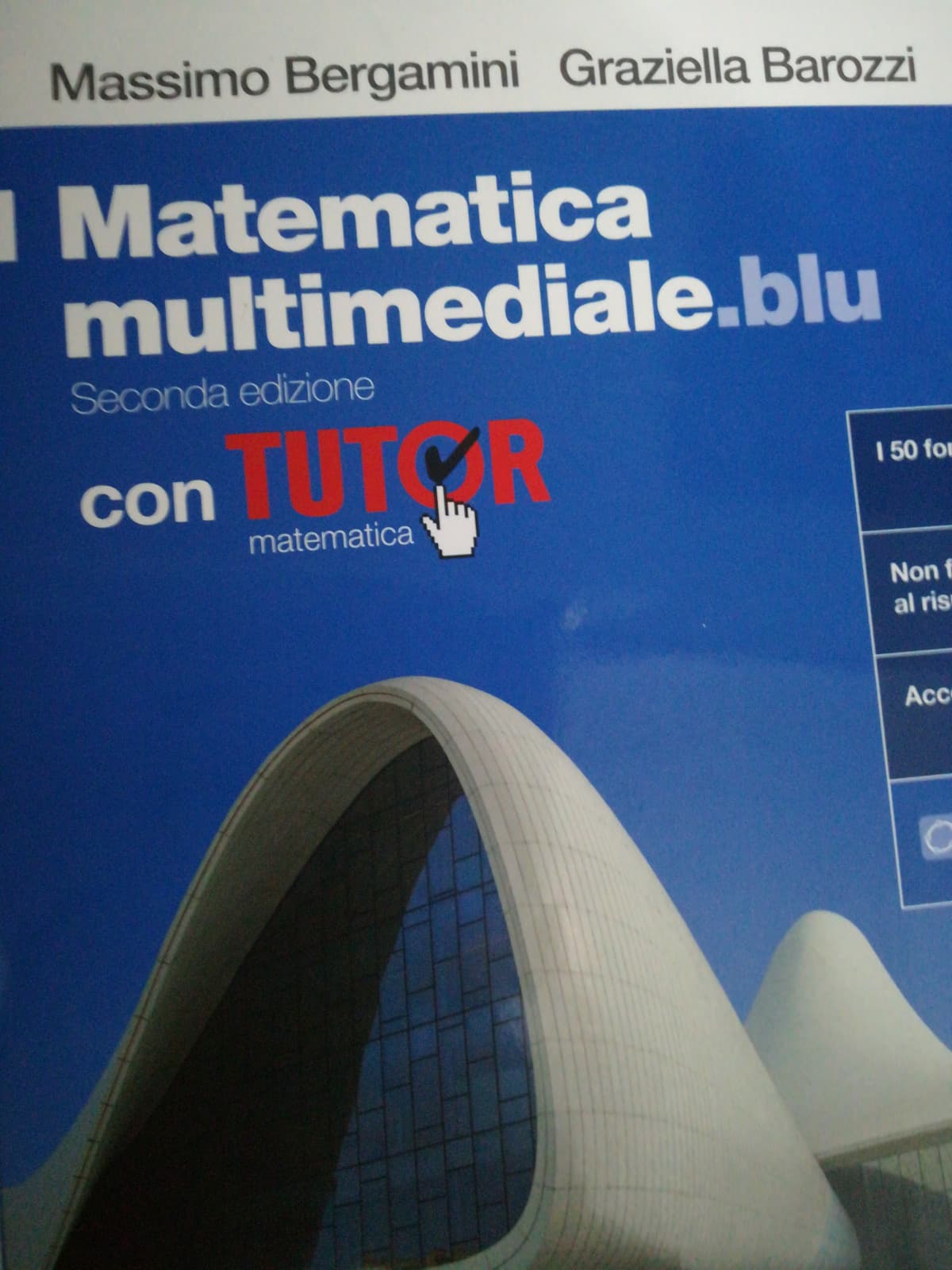 Vi esco il libro di matematica anche io. 