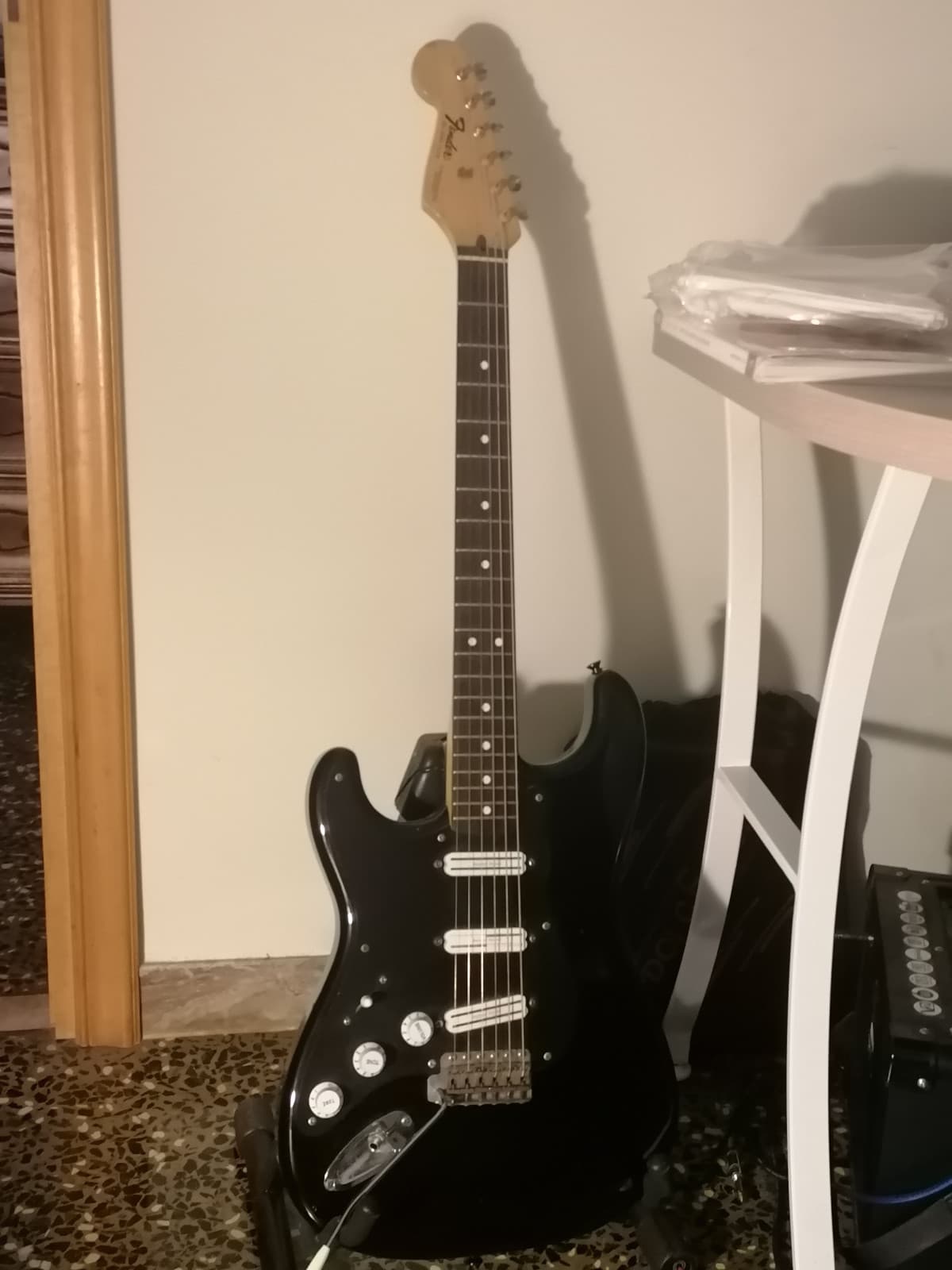 Vi esco anche io la mia fucking chitarra