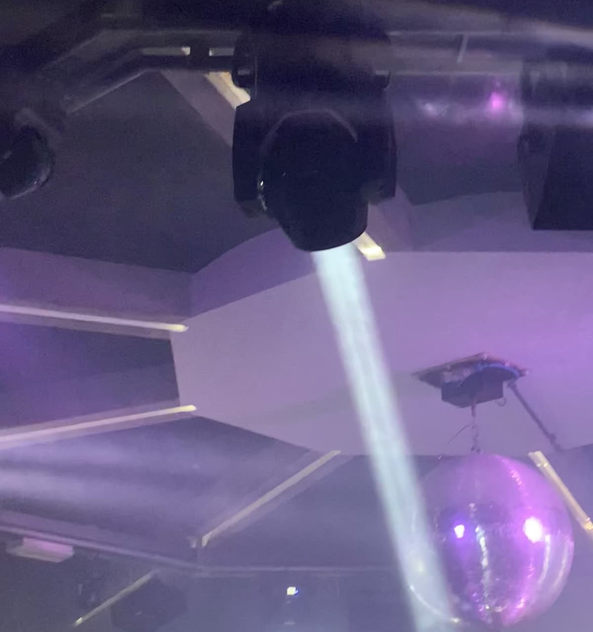 il modo in cui non metterò mai più piede in una discoteca in vita mia 