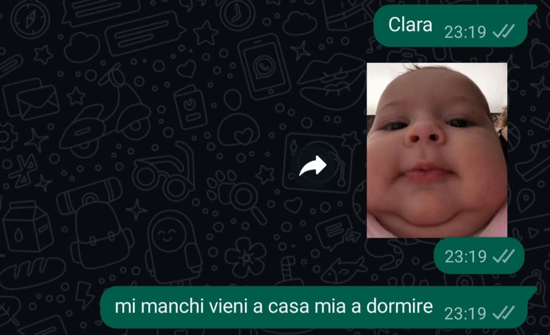 dov'è Clara non la vedo dalle 8:10 di questa mattina ho le palpitazioni. Torna da me oppure vengo a soggiornare di nuovo a casa tua Clara?