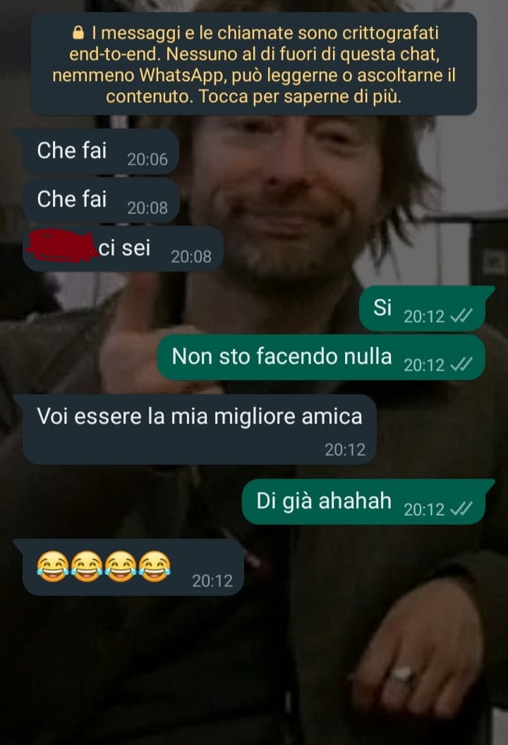 Come faccio a mandarla a fanculo senza essere cattiva? Mi sta chiedendo continuamente di essere la sua migliore amica