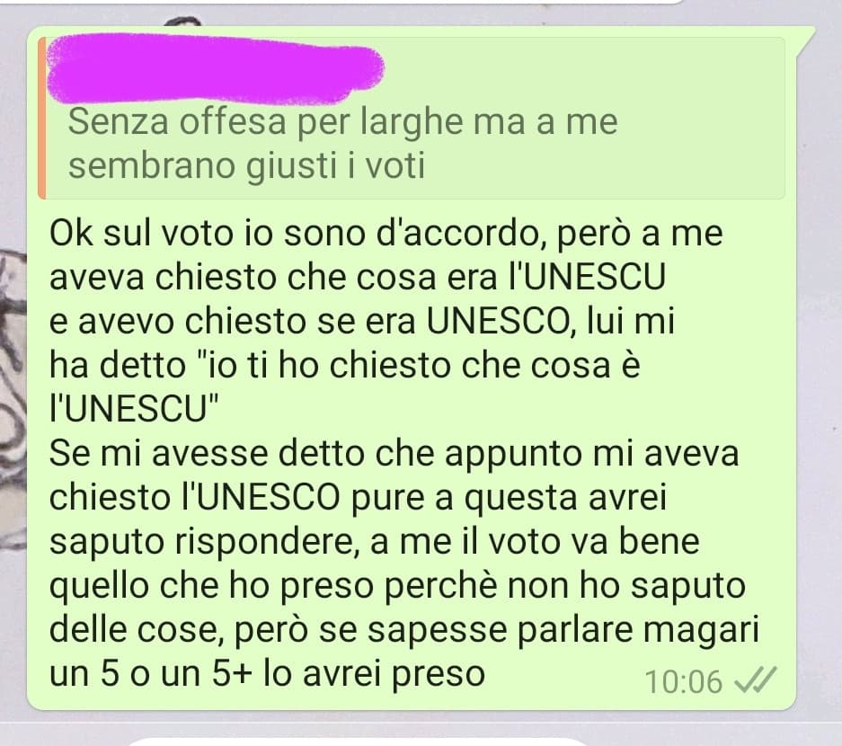 Io incazzata perché il prof fa domande senza senso a me (e 2 in croce) mentre agli altri le domande più semplici del mondo a cui avrei potuto rispondere ad occhi chiusi