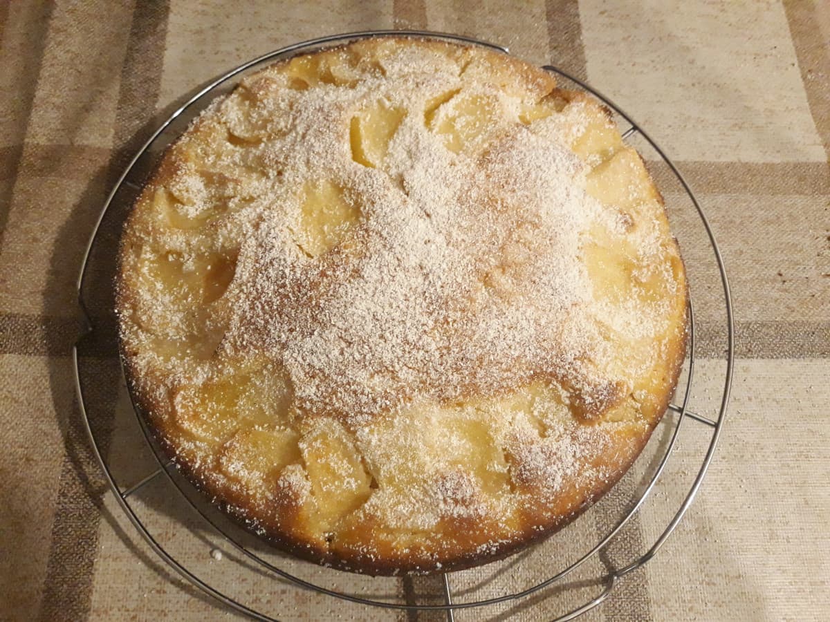 Torta di mele aromatizata al limone ???