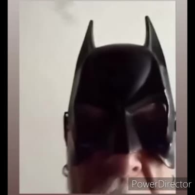 Sono Batman *versi di guerra islamici*