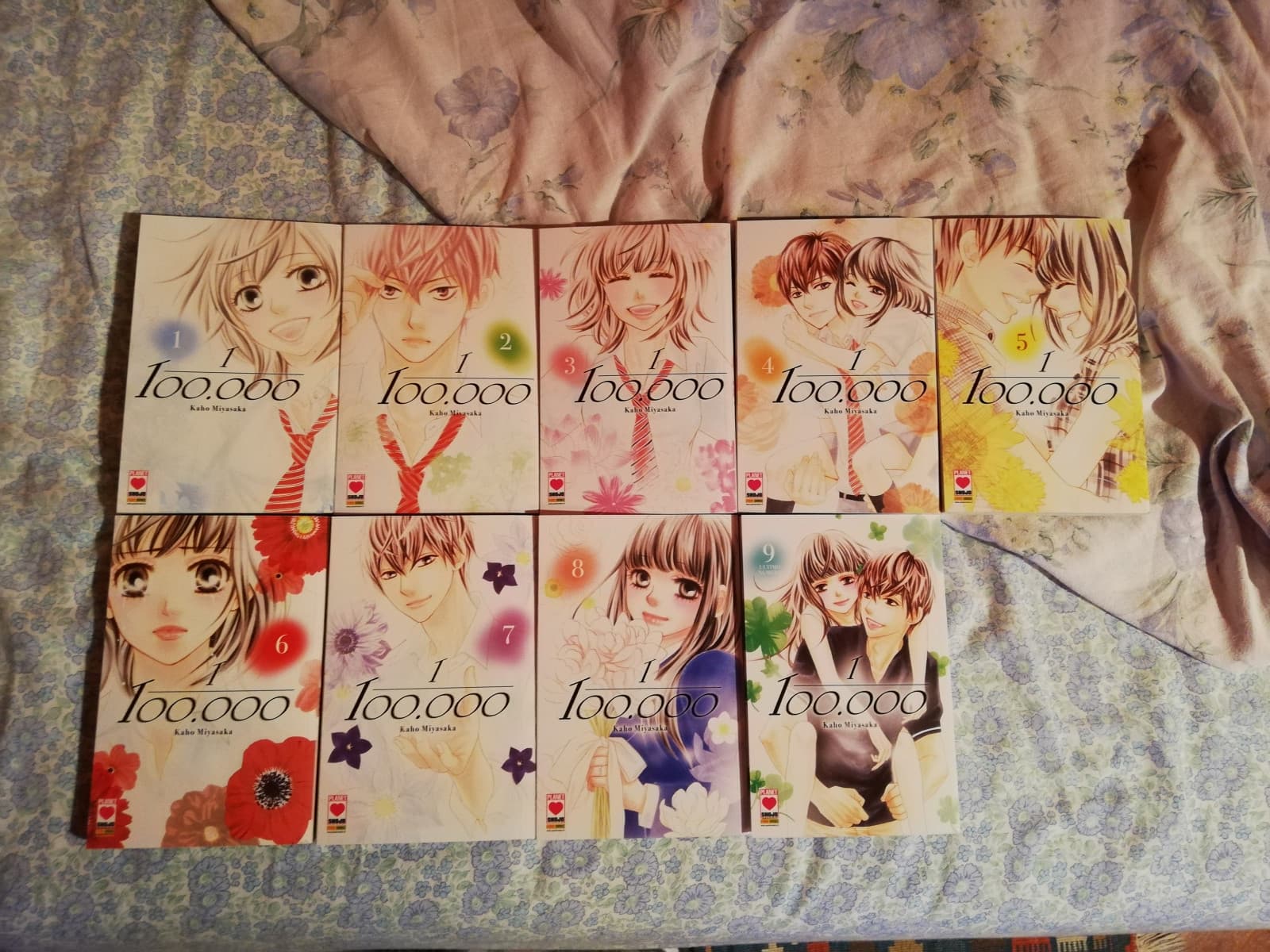 Ci ho messo un bel po', ma finalmente sono riuscita a terminare la collana di questo Manga! <3