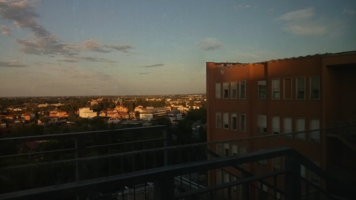 vista di ieri sera dalla mia stanza d'ospedale 