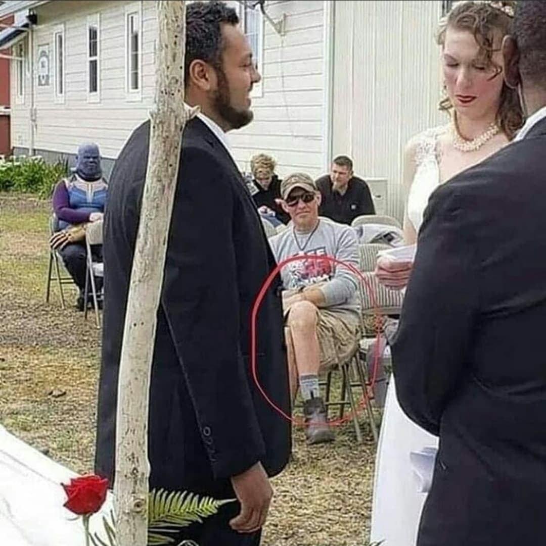 I pantaloncini ad un matrimonio dai...