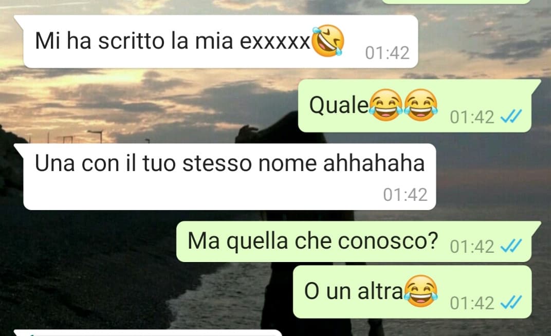 Questo ragazzo ha troppe ex. AHAH