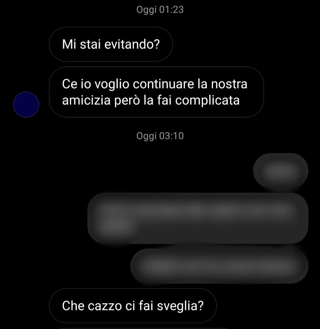 ma sta male questa, IO DICO CHE NON LO SOPPORTO E MI RISPONDE COSÌ AMO MA TUTTO OK