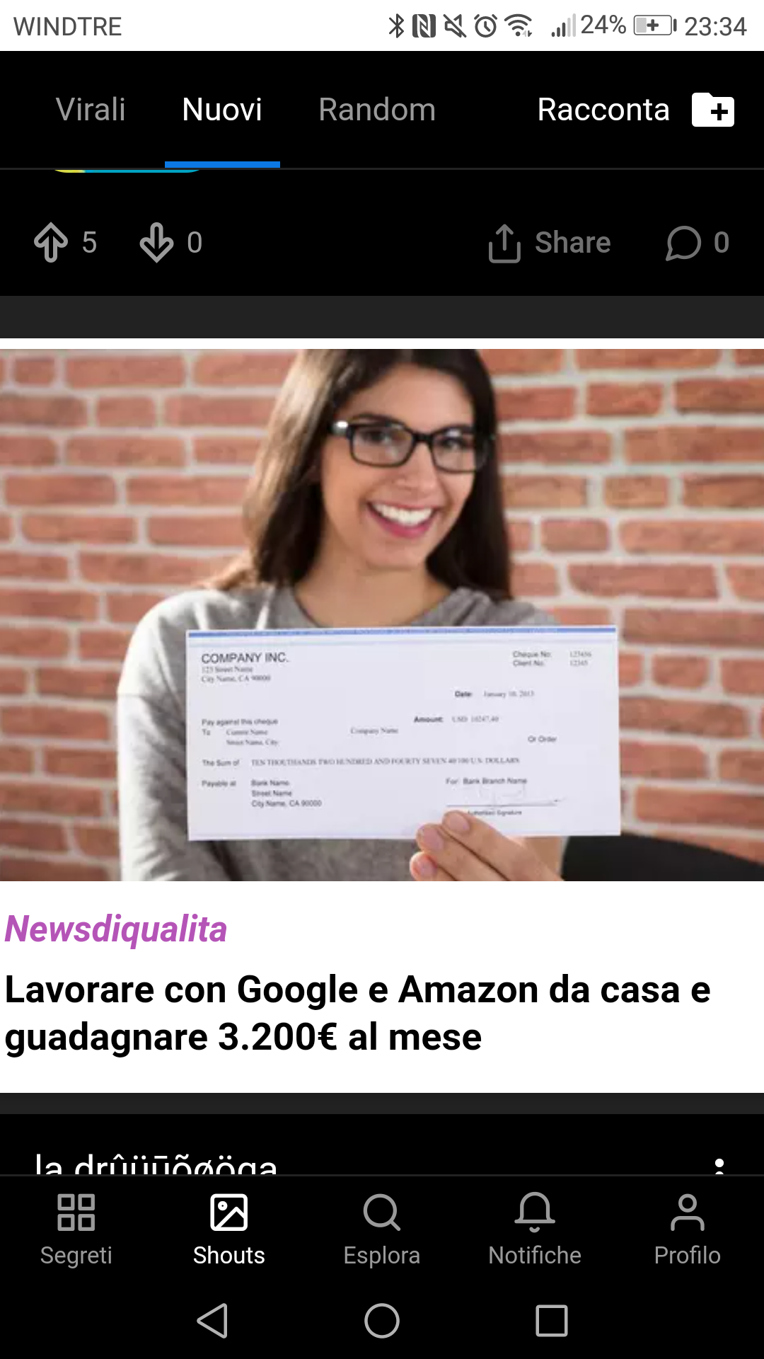 Ma solo a me, vista di sfuggita, mi sembrava Mia Khalifa? 