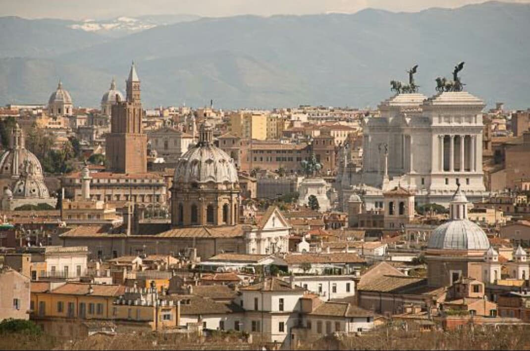 Sei più bella delle cupole di Roma