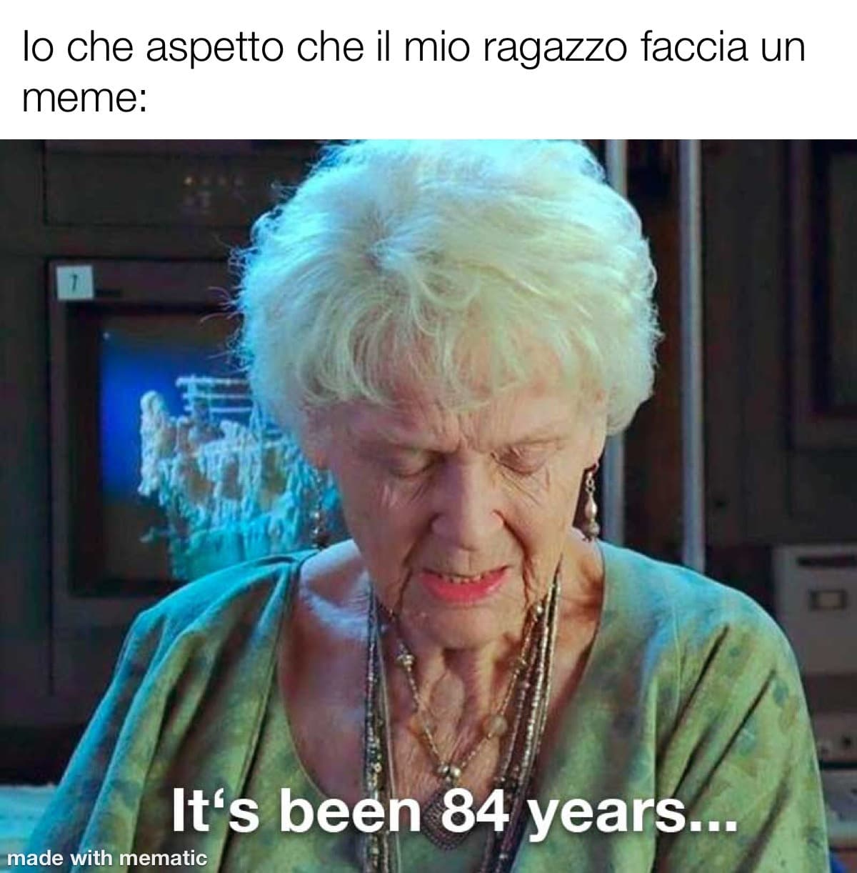 Non fa mai meme quando sono online