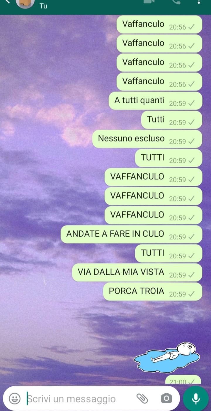 Avere un gruppo con solo te all'interno per poterti sfogare invece di urlare contro alla gente e magari dire cose di cui ti pentiresti>>>>>