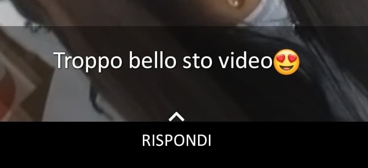 Bello? Bhe certo che è bello se ti piace l'inquadratura storta, il filtro delle lentiggini messo a palla, l'audio che prende per il culo una ragazza che denuncia la misoginia in "auto tedesca" e la tua faccia da culo