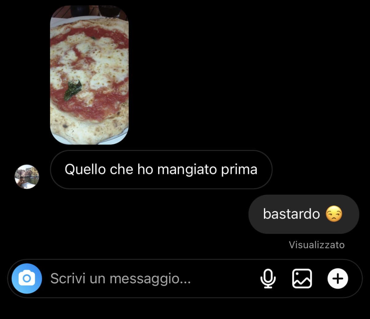 Quando il tuo amico e di Napoli e ti invia queste foto :