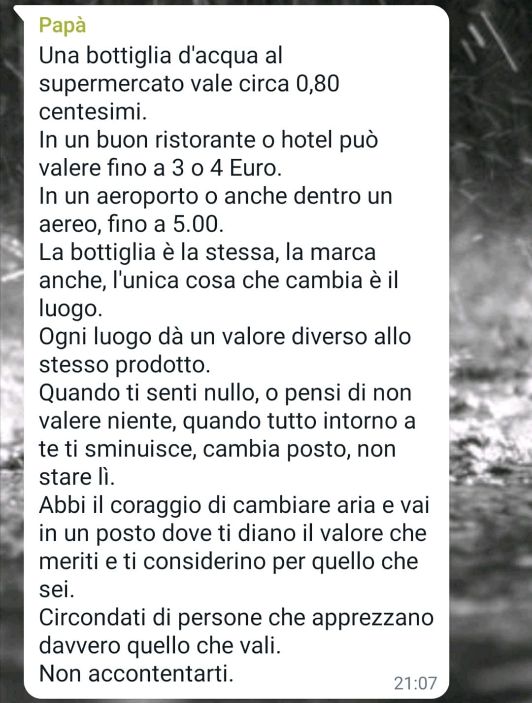 Comebacko al volo solo per girarvi un evento più unico che raro, cioè il primo commento intelligente di mio padre, anche se è un po' masochista a sua insaputa visto che nel mio caso parla di sé