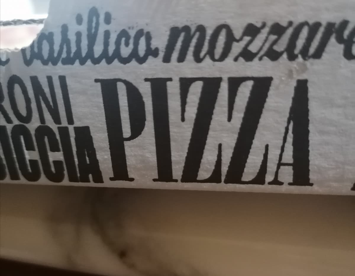 LA PIZZA È ARRIVATAAA