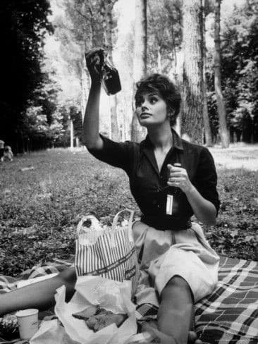 Sophia Loren ?
Un'attrice bellissima e bravissima ❤ 