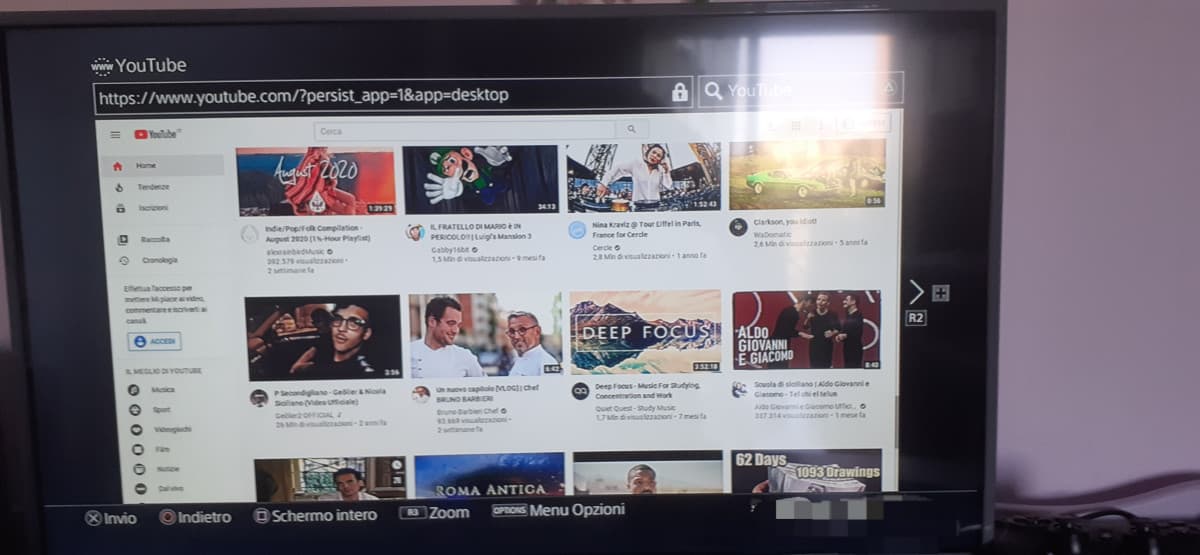 In tanto ho appena scoperto che si può entrare su YouTube anche con la Playstation 