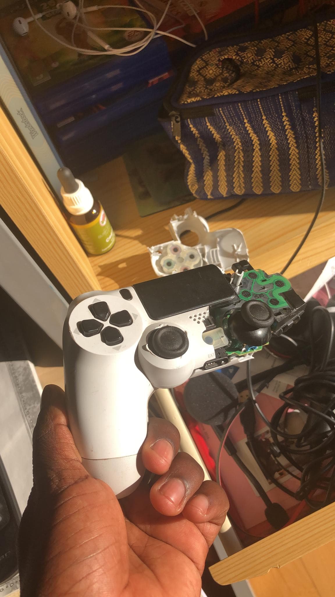 Play without controller 