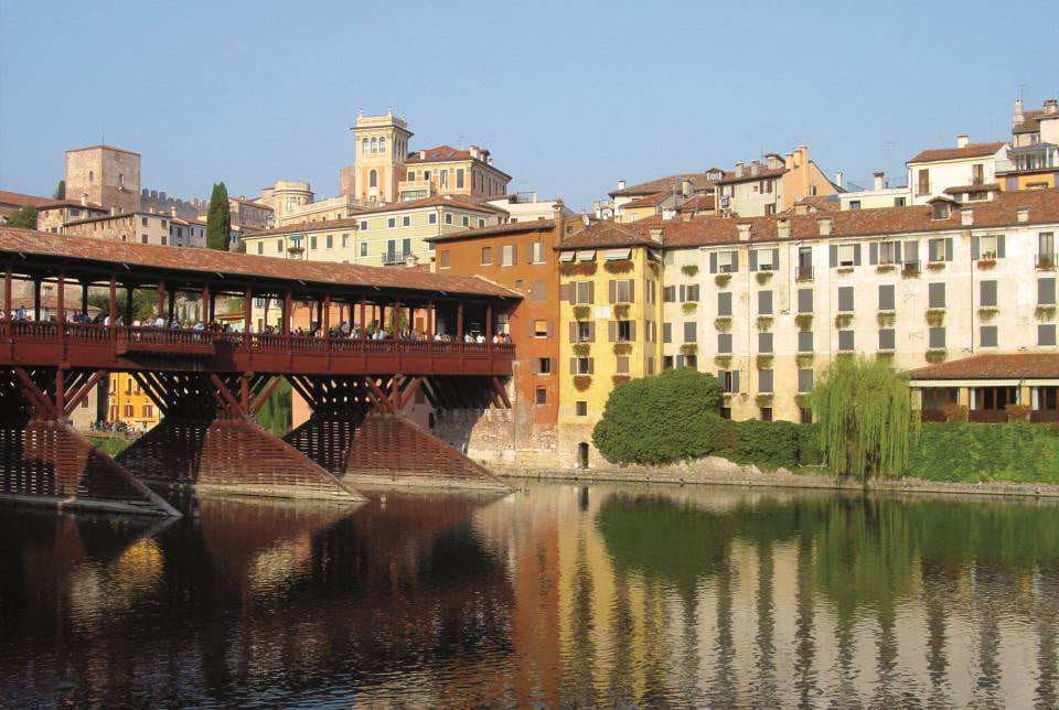 Ho incontrato la biondina fuori scuola, "Ciao" "Ciao" e morta lì. Fatto bene a passare ad altro, ma è probabile che sia così con tutti. Come me all'epoca d'altronde. "Aspetta e spera", cit. E intanto ricordati che ci sono altri 8 miliardi di persone