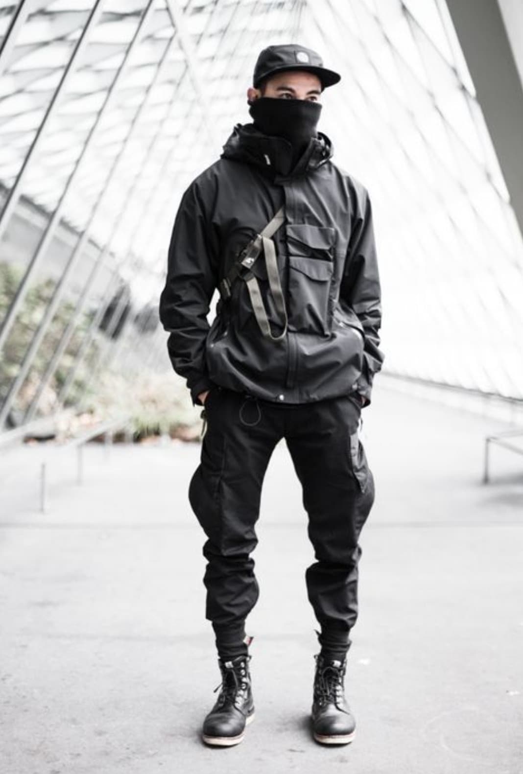 Sono l'unico che ama il techwear? Perché non conosco nessuno a cui piace questo stile 