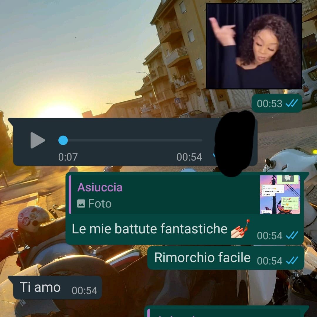 Praticamente con i tipi ci messaggio io non lei