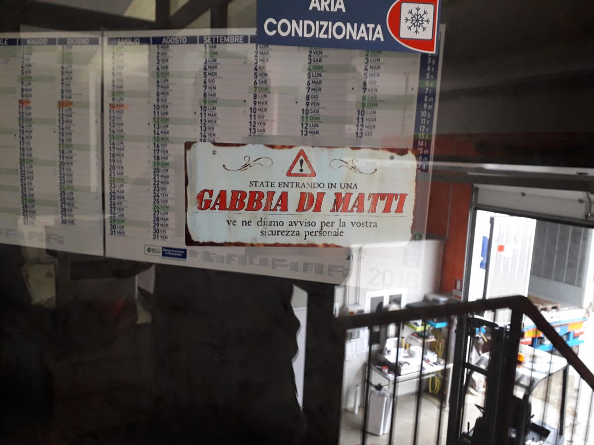 La porta degli uffici della ditta dove lavoro io??