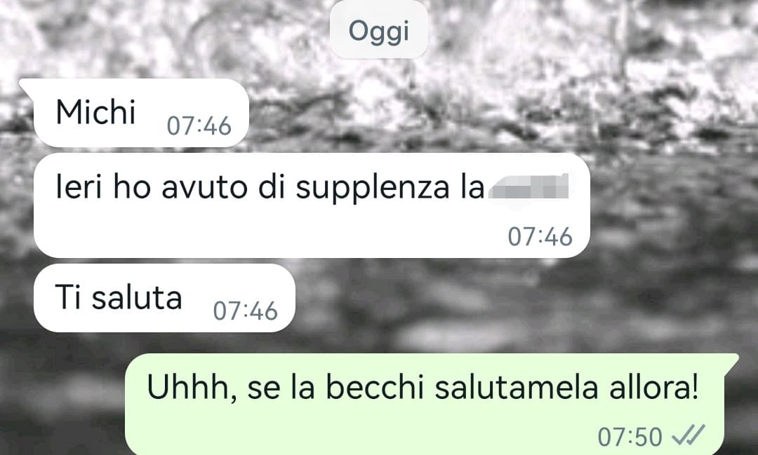 La prof che sapeva e non sapeva della biondina (e ci shippava) è andata a trovarla. Evidentemente le ha chiesto di me. Ho paura di quella donna ? spero non sia rimasta troppo male scoprendo che alla fine non ha funzionato 