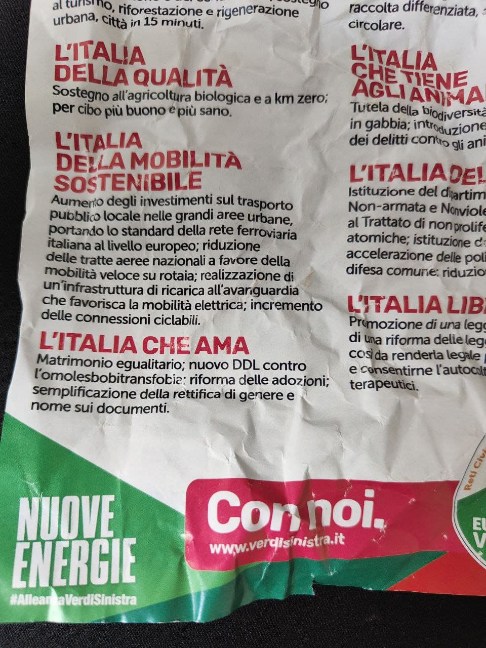 DDL contro l'omolesbobitransfobia, perchè ovviamente scrivere solo omotransfobia che aveva lo stesso significato era troppo semplice lol