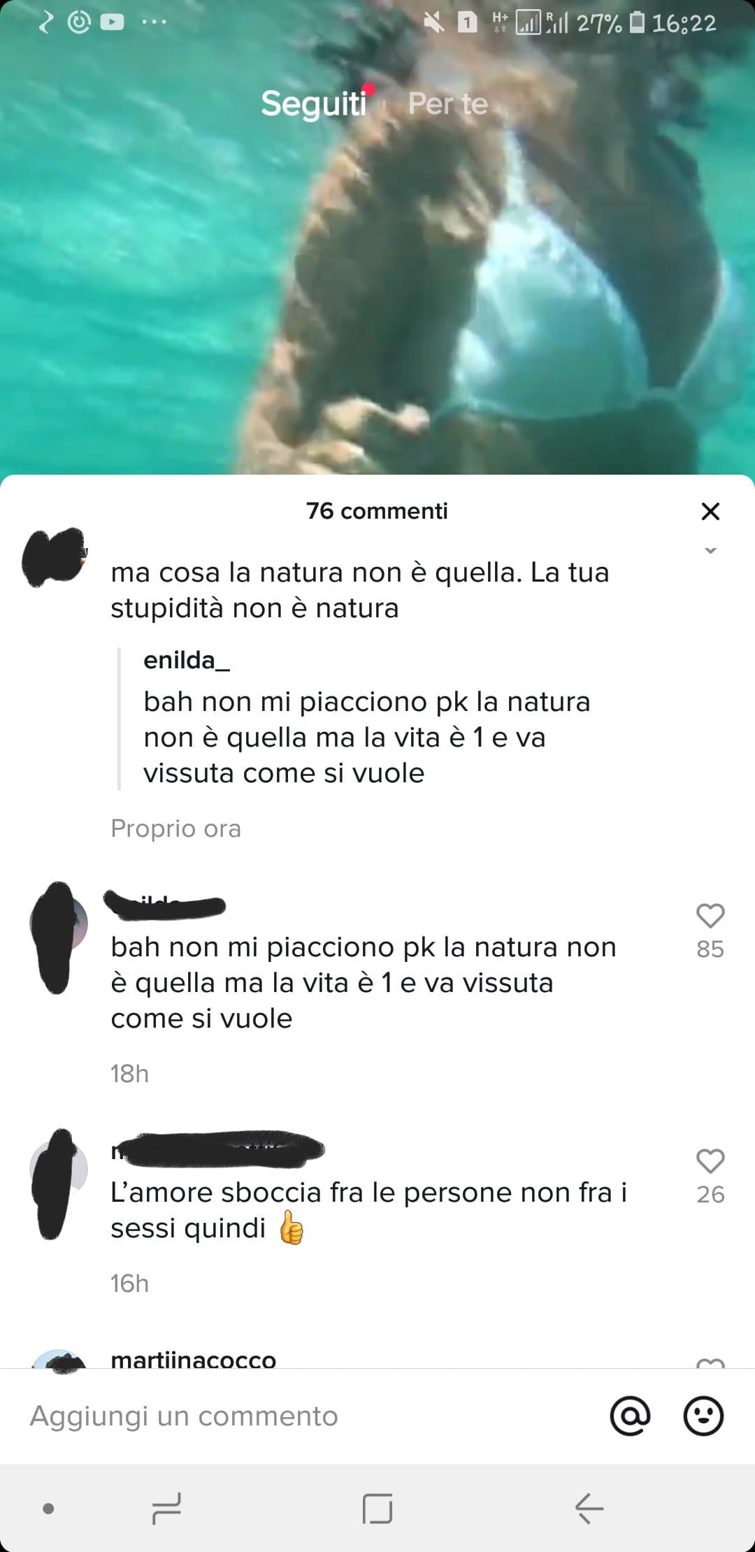 La domanda era;"cosa ne pensate dei matrimoni gay". Io non ho parola di questa persona. L'applicazione è tik tok,no non pubblico tik tok