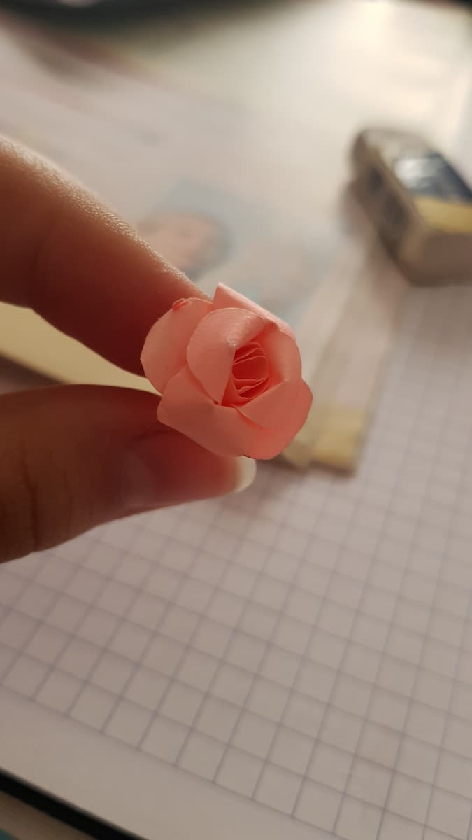 Ho fatto una rosa con la carta