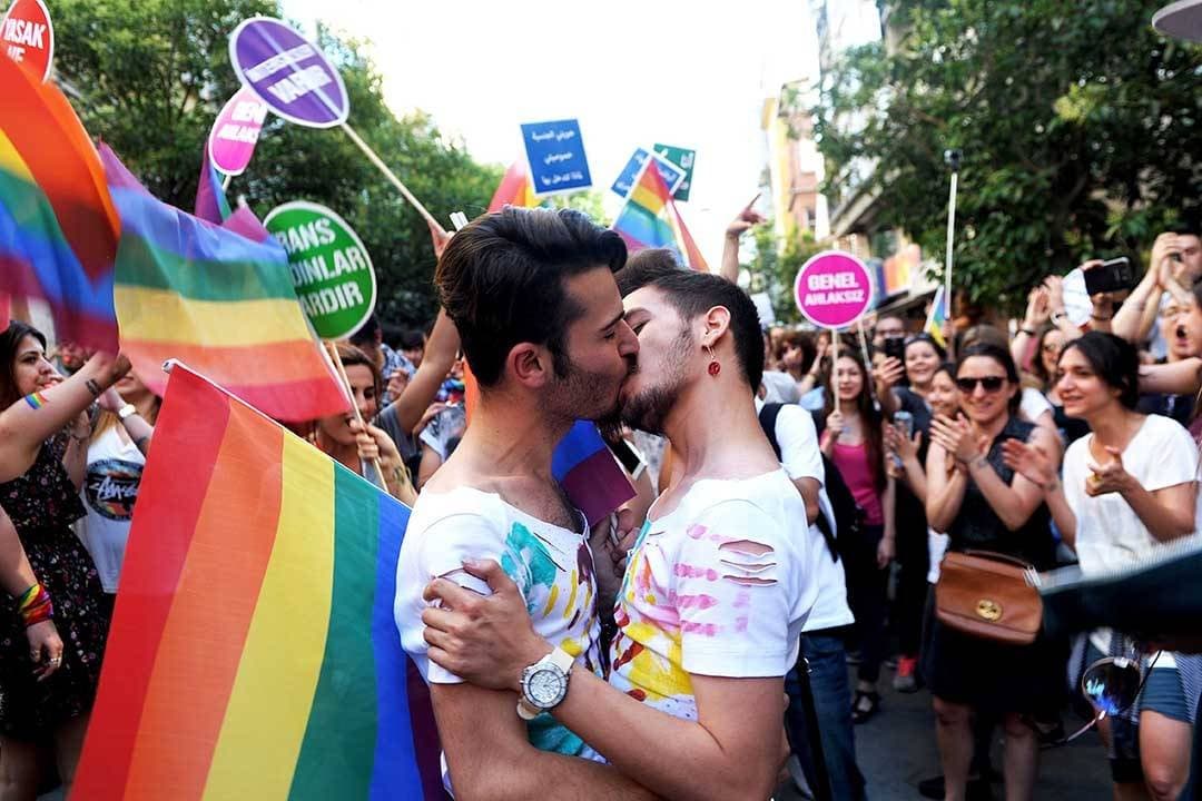 Happy pride a chi vede il bene e non il male senza doverlo ignorare 